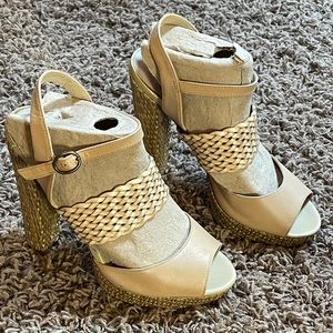ALDO cream heels sz8